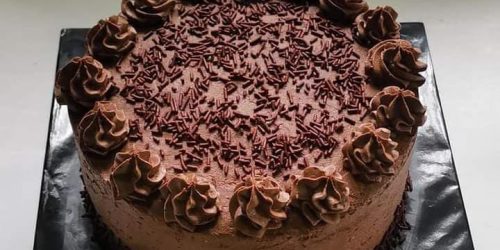 Raveena Cakes 08