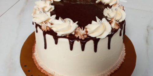 Cake Queen 10